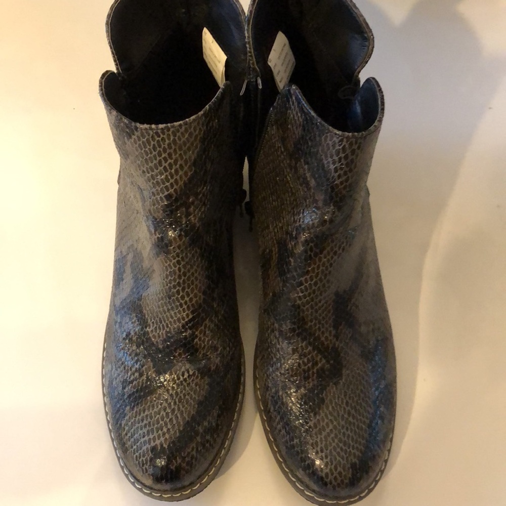 Boutique Wedge Shoe Boots 👢 Collection